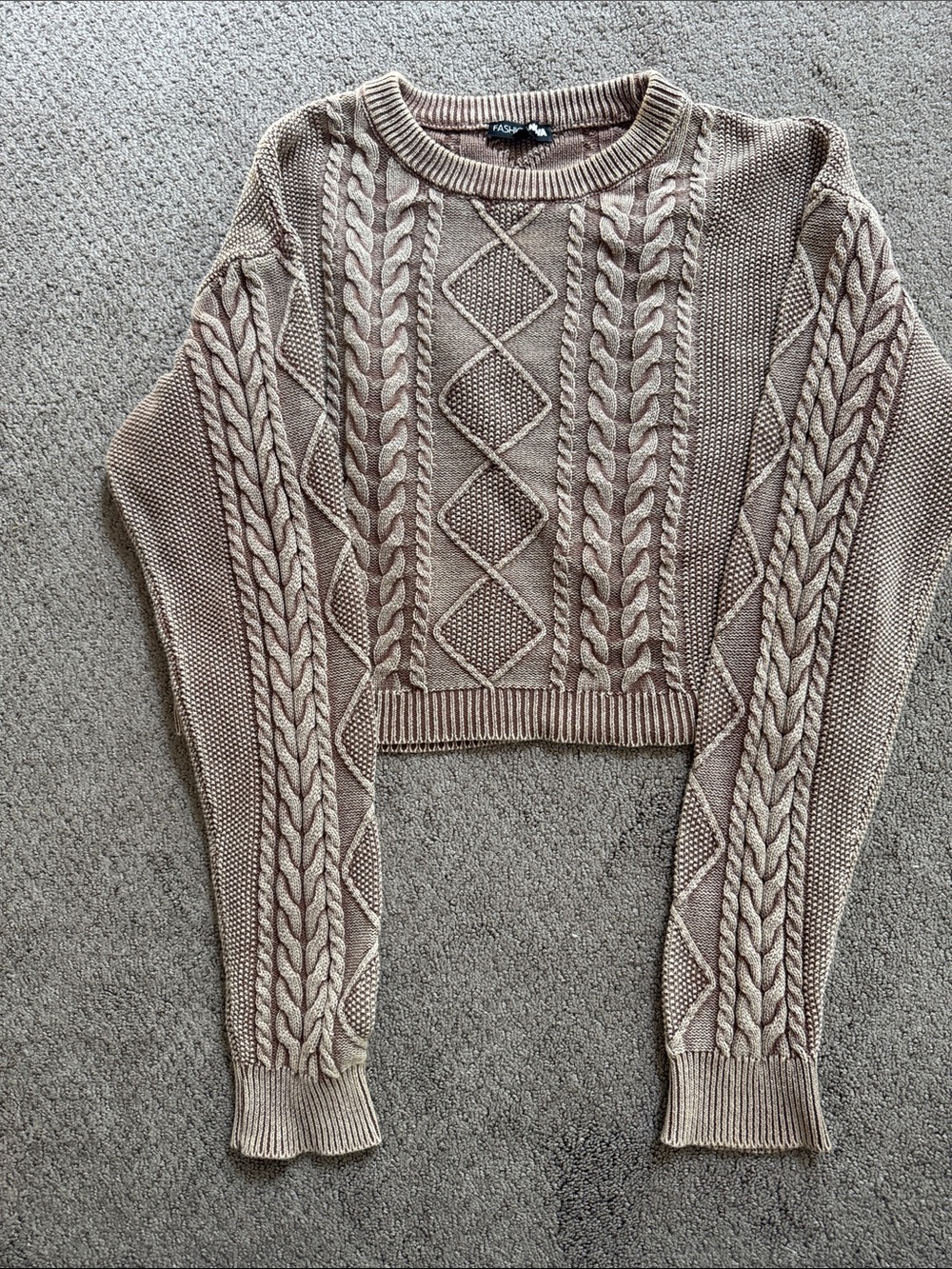 Women’s brown Cable Knit Cropped Sweater 100% cotton